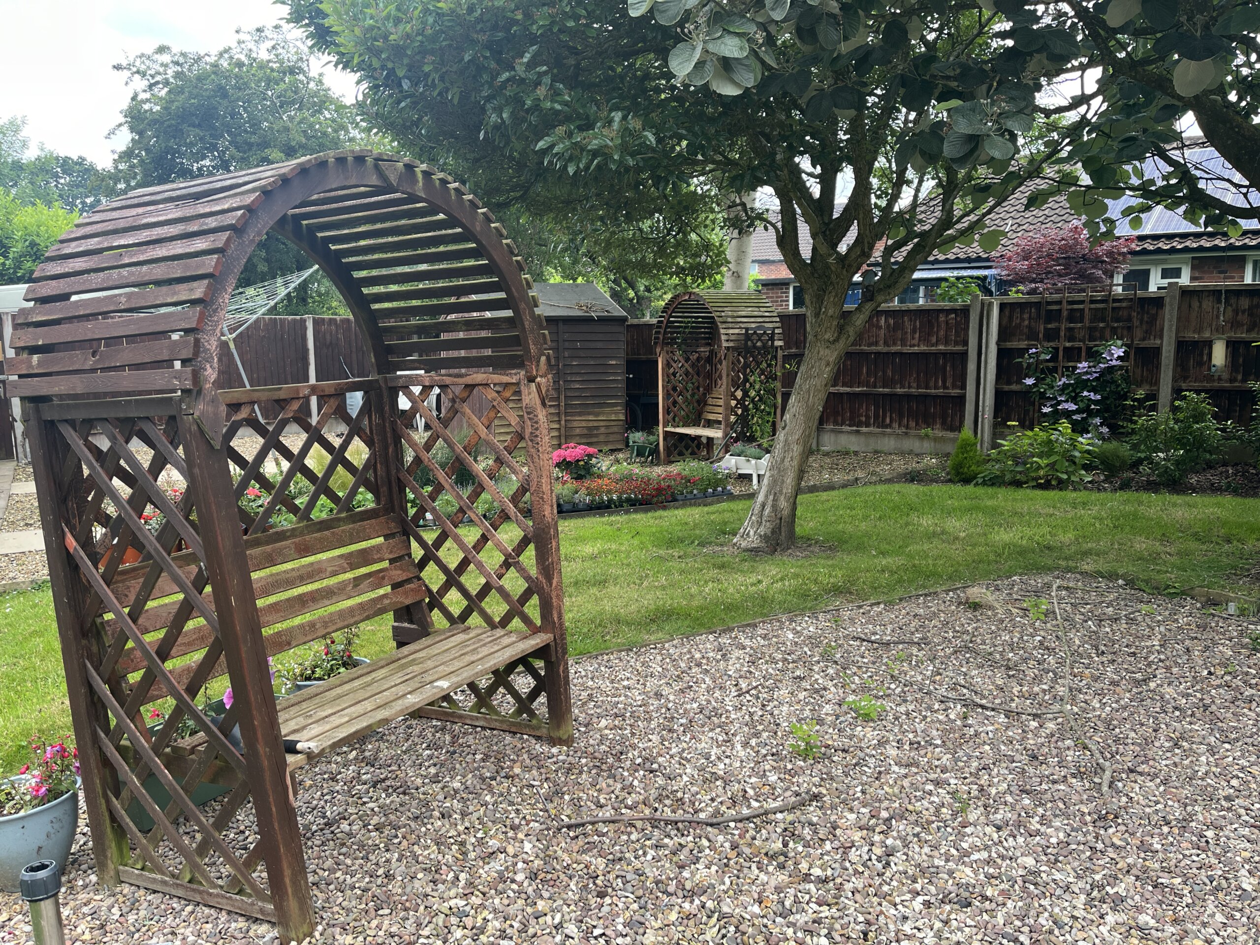 Acorn Hollow – Outside