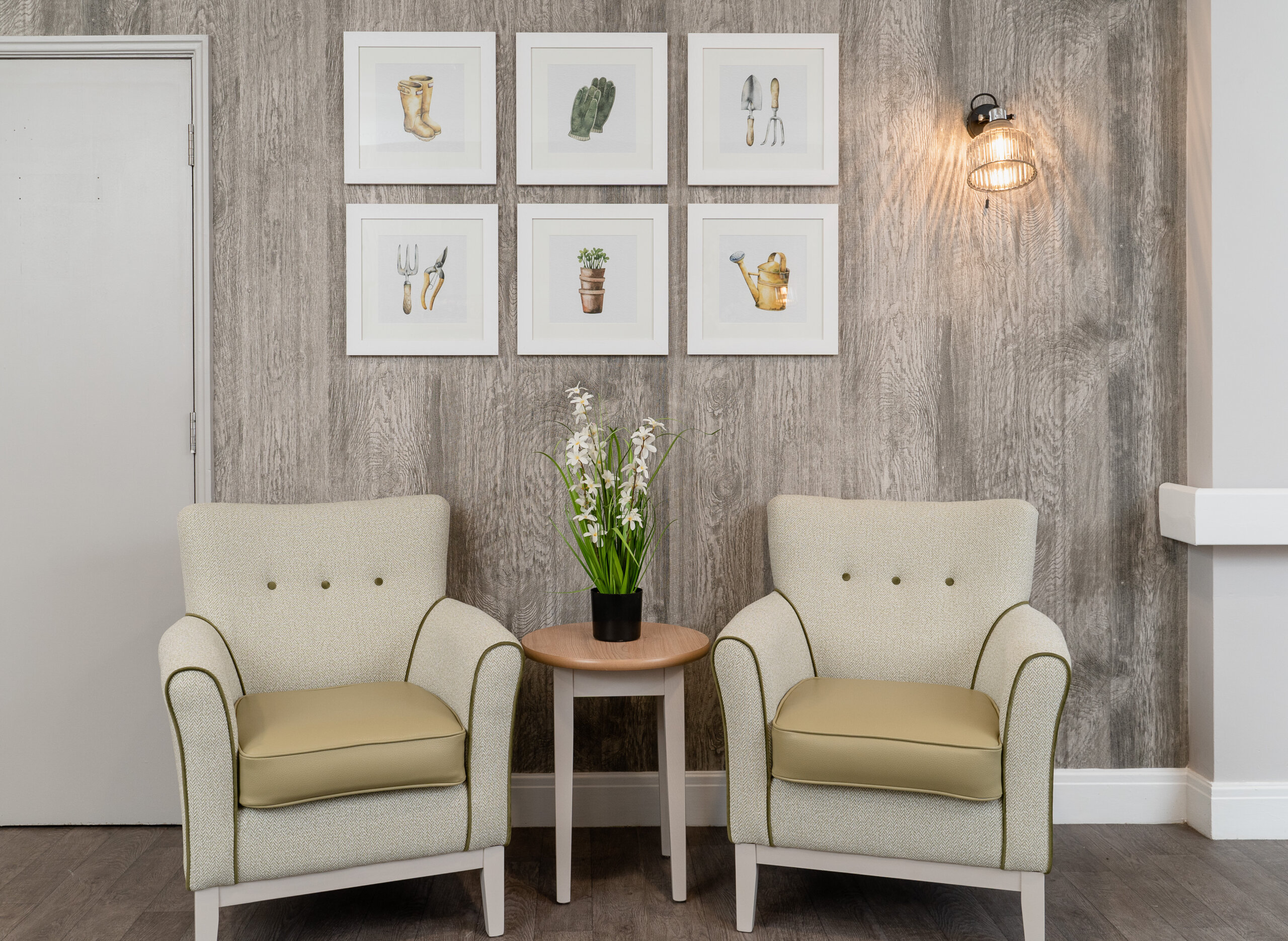 Acorn Meadow – Seating