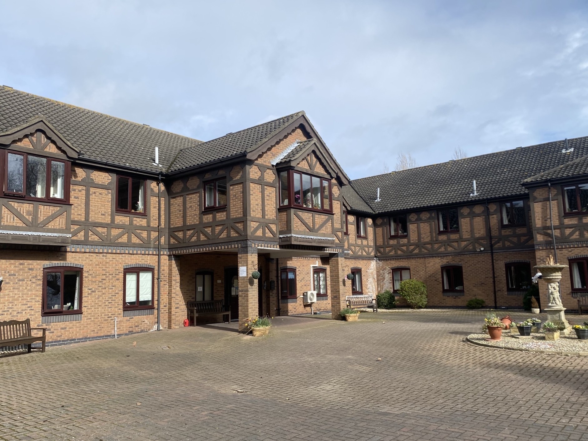 Clarendon Hall – Exterior