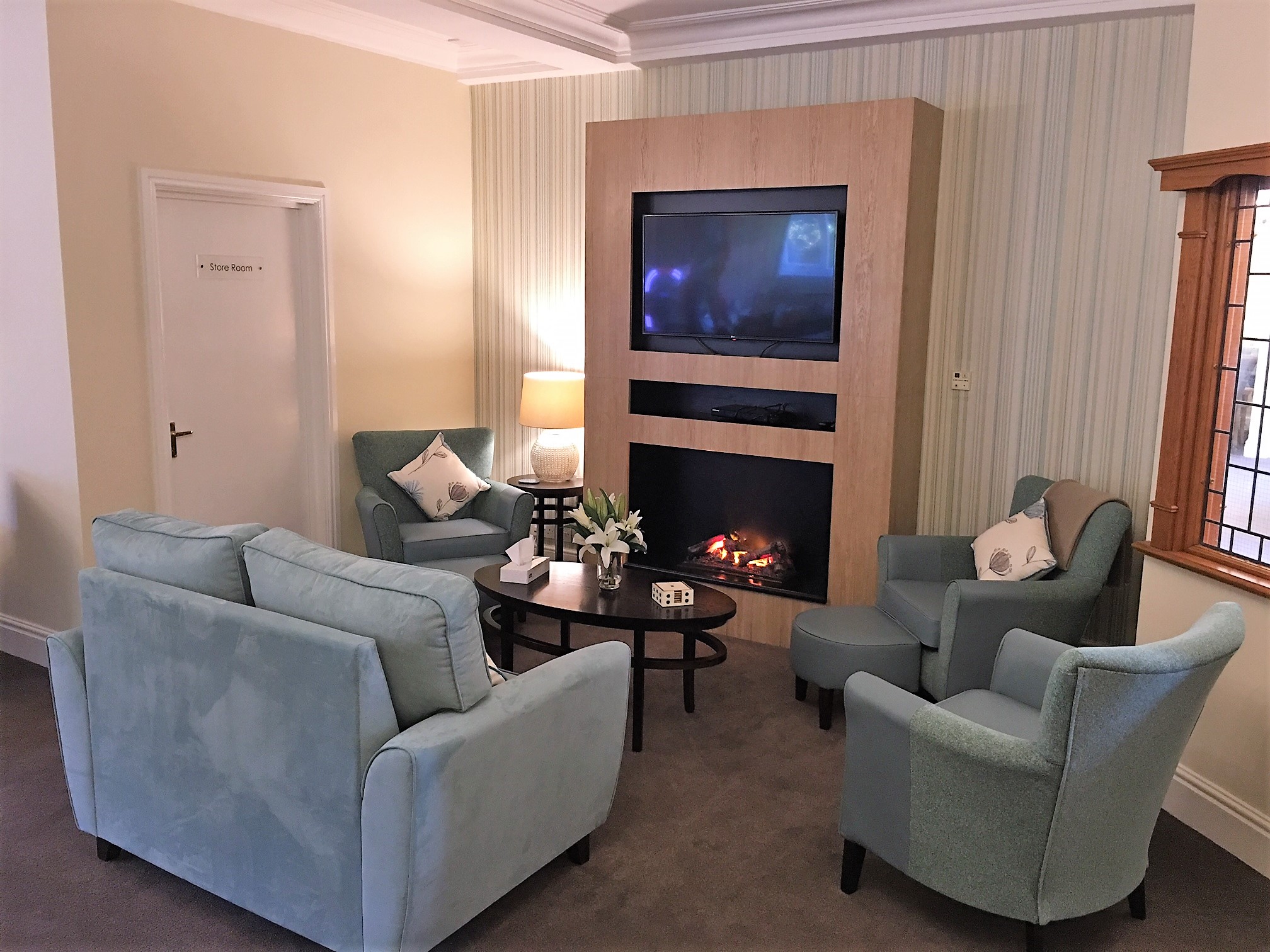 Clarendon Hall – Lounge