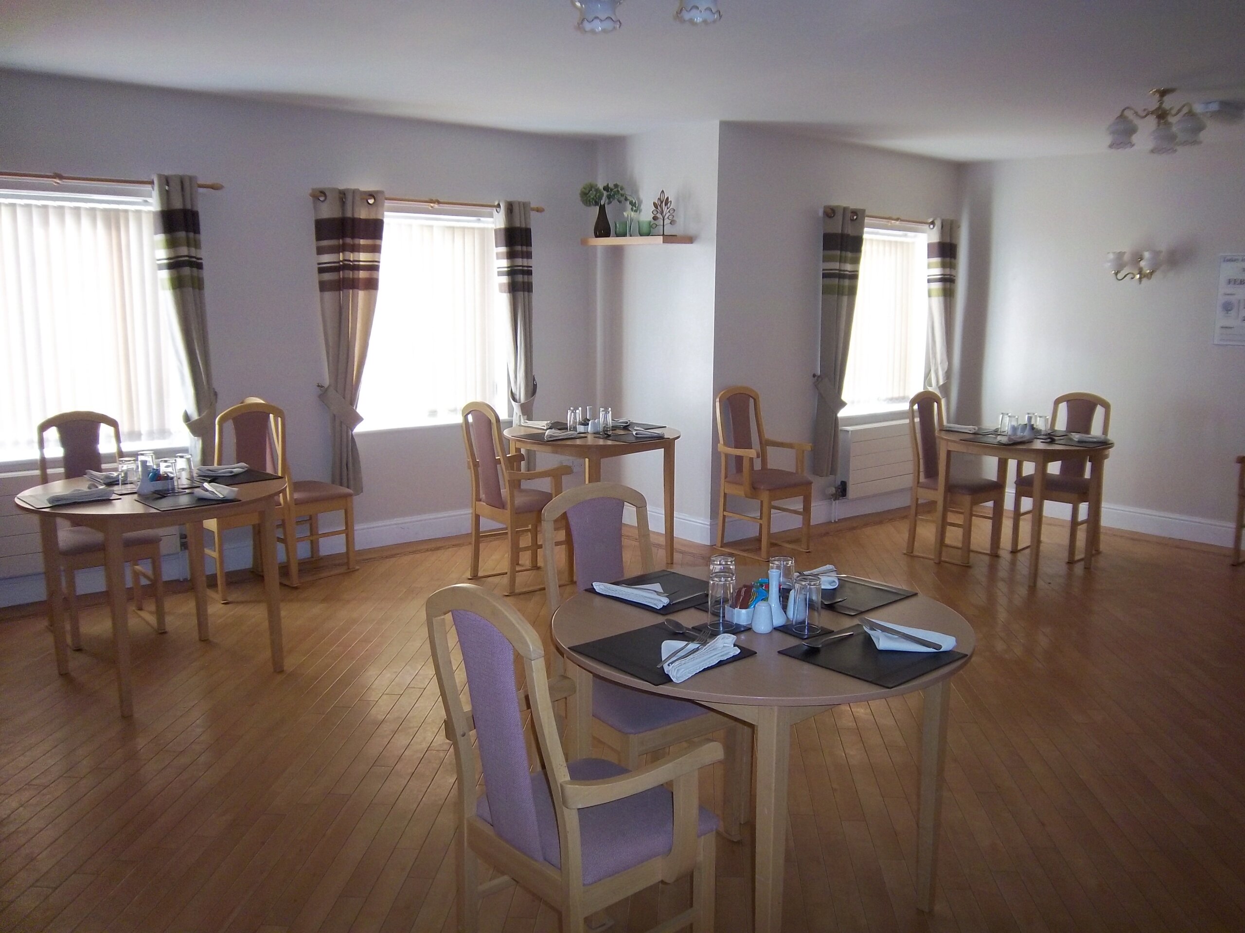 Kesteven Grange – Dining Room