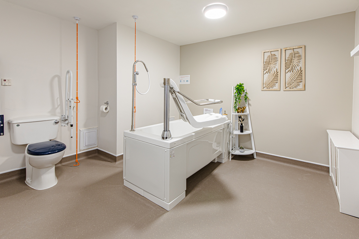 Overdene House – Bathroom