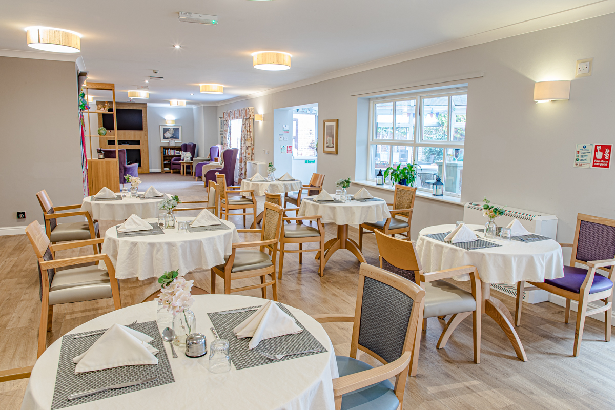 Overdene House – Dining