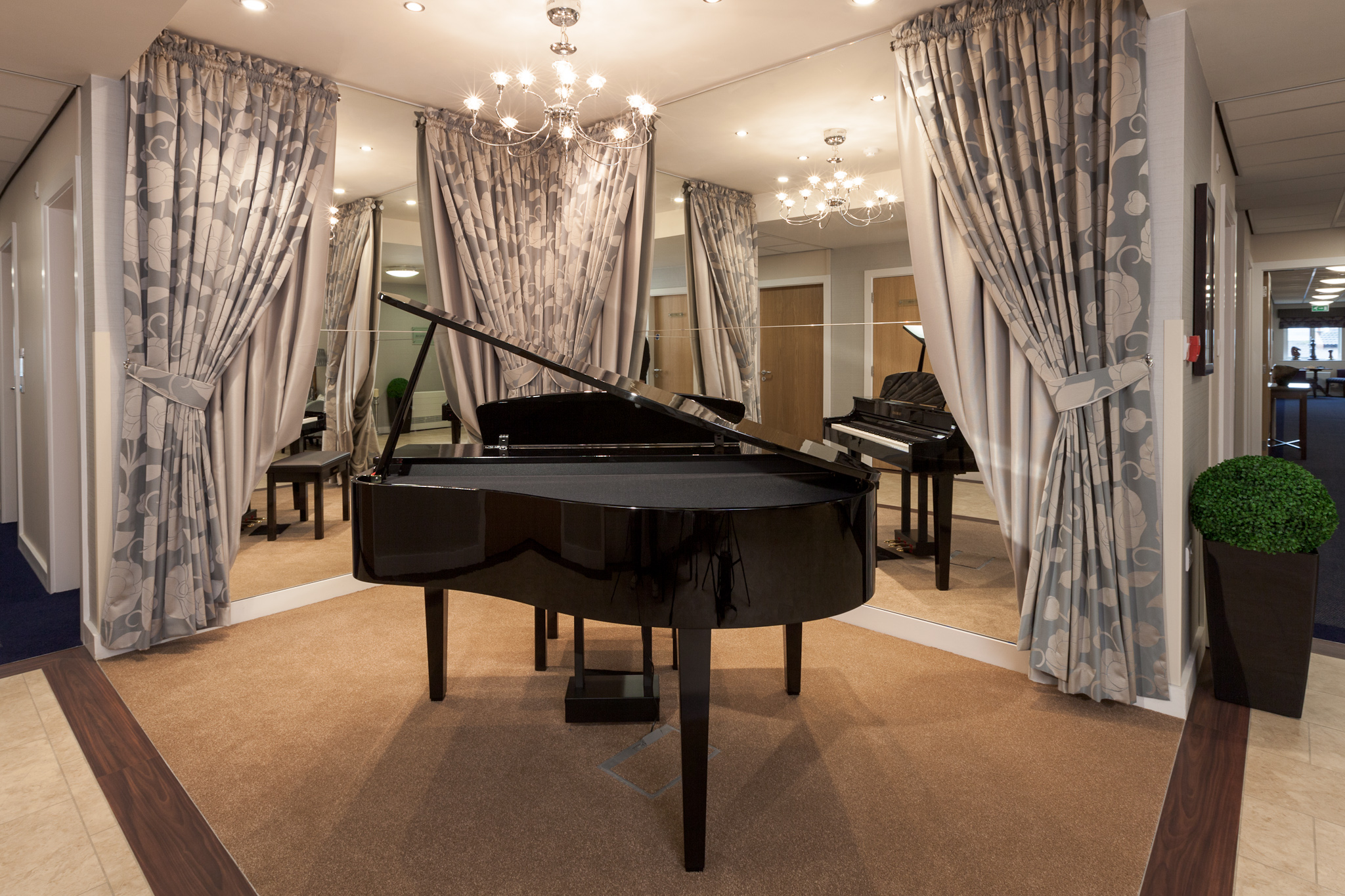 The Oakes Care Centre – Piano