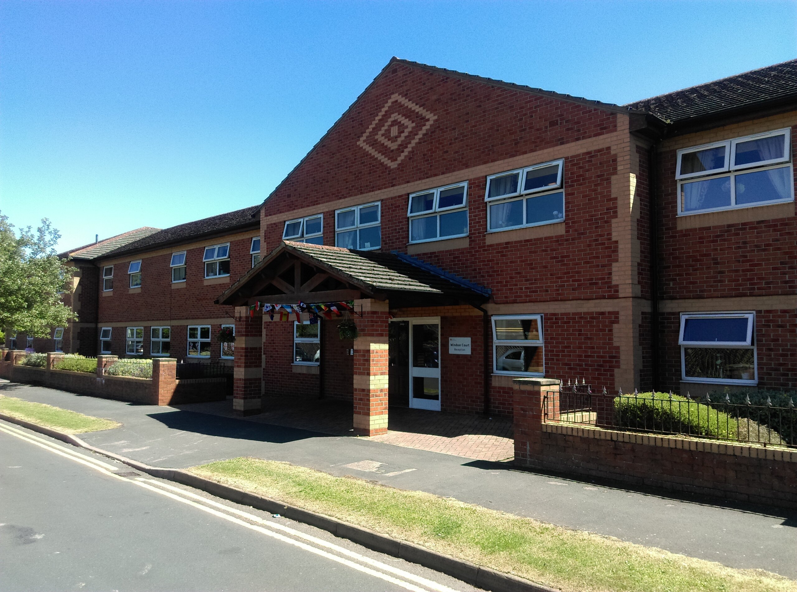 Windsor Court – Front